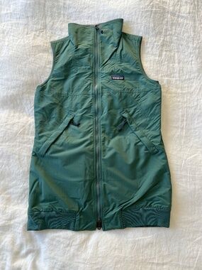 patagonia reversible vest